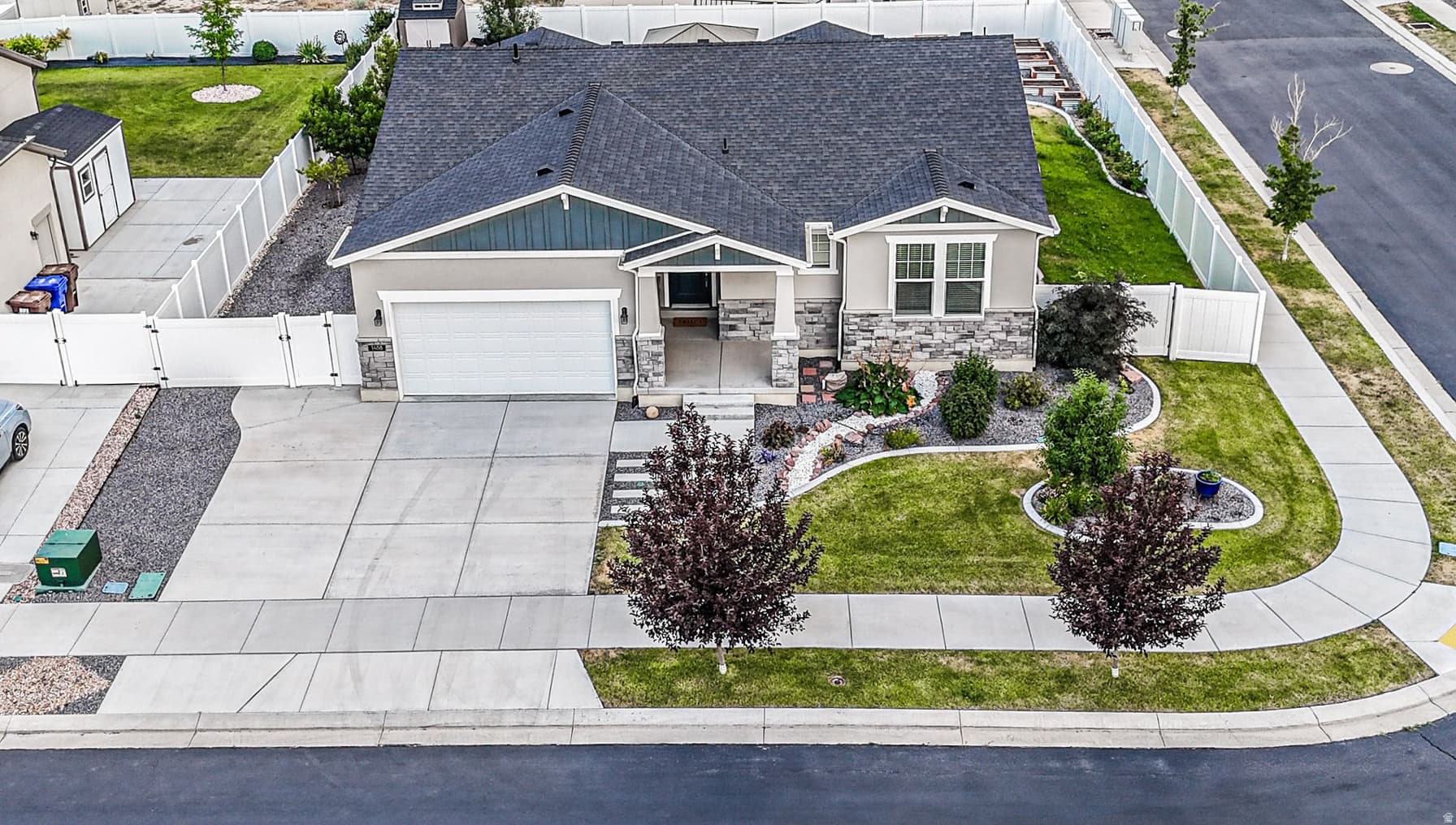 1488 E KELSEY DR photo 1